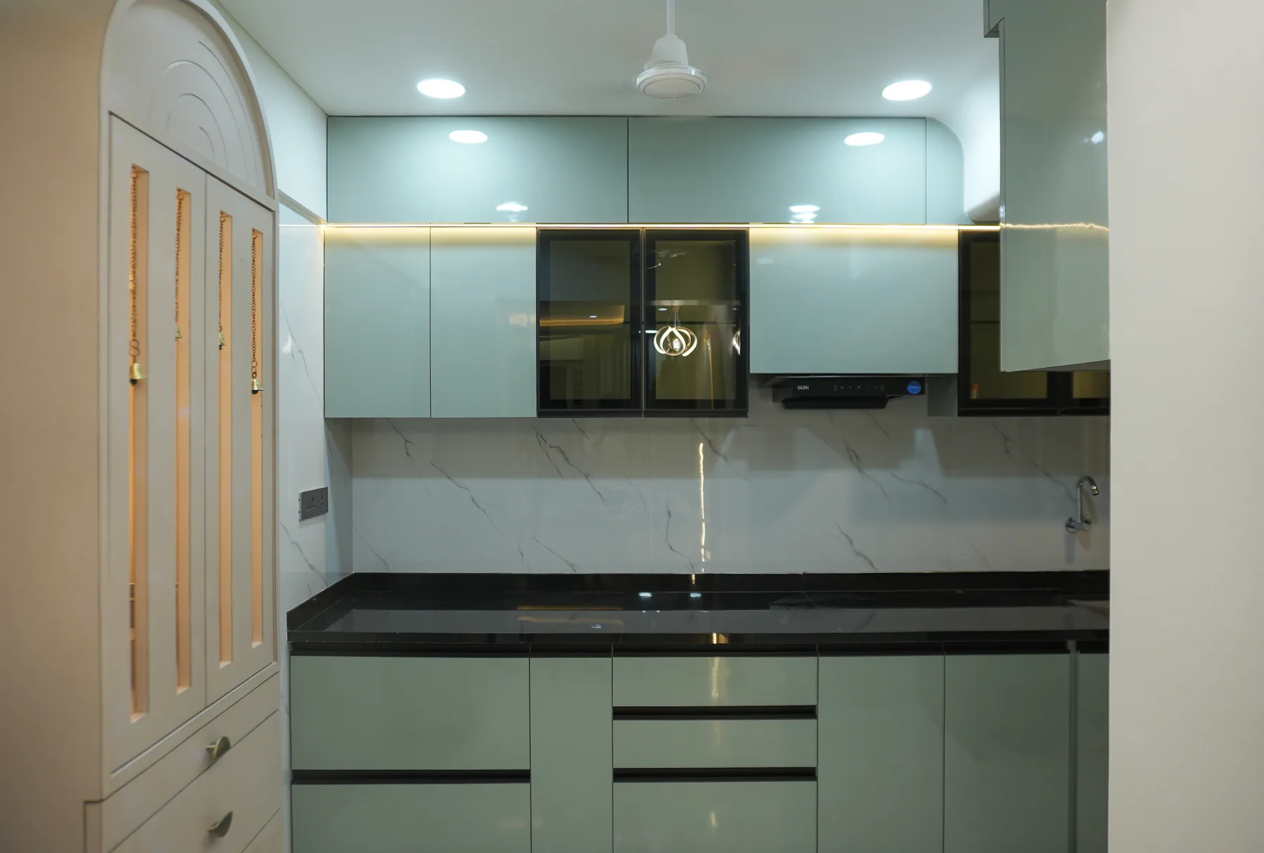 Kitchen alternate angle